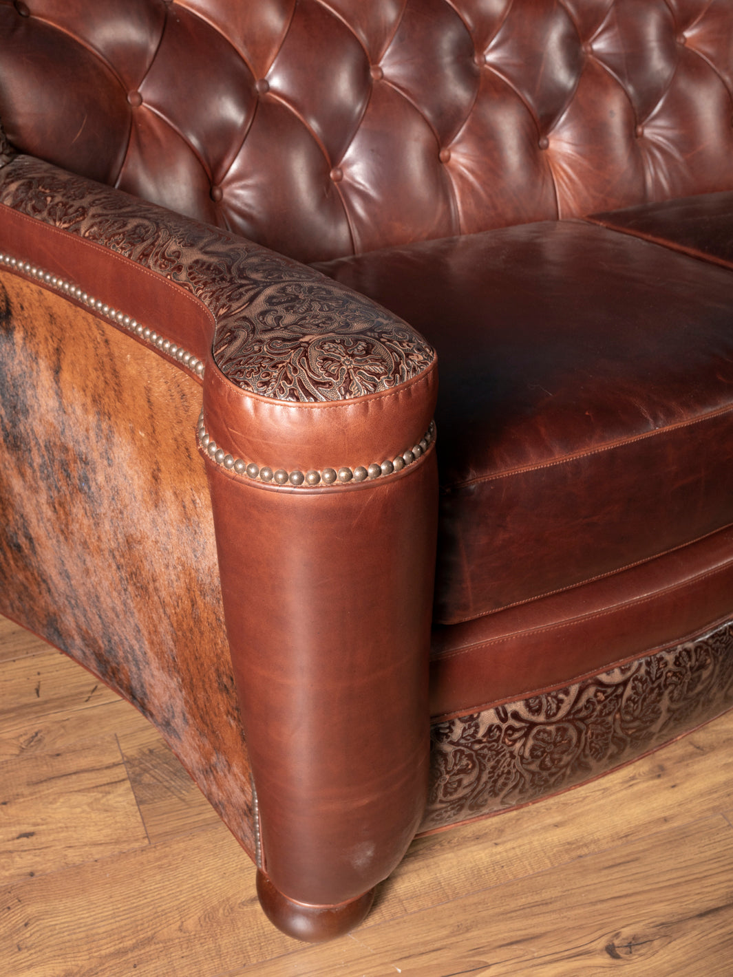 Galaga Honey Leather Utah Sofa