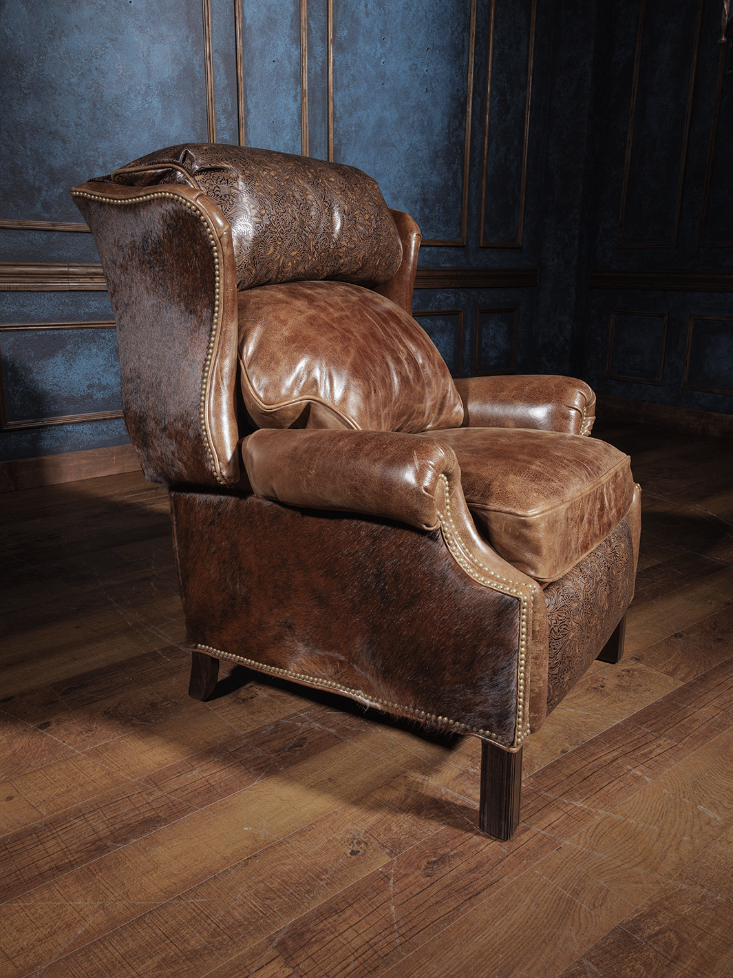 Old Western Brown Leather Recliner