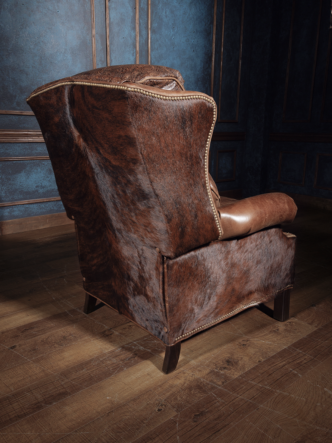 Old Western Brown Leather Recliner