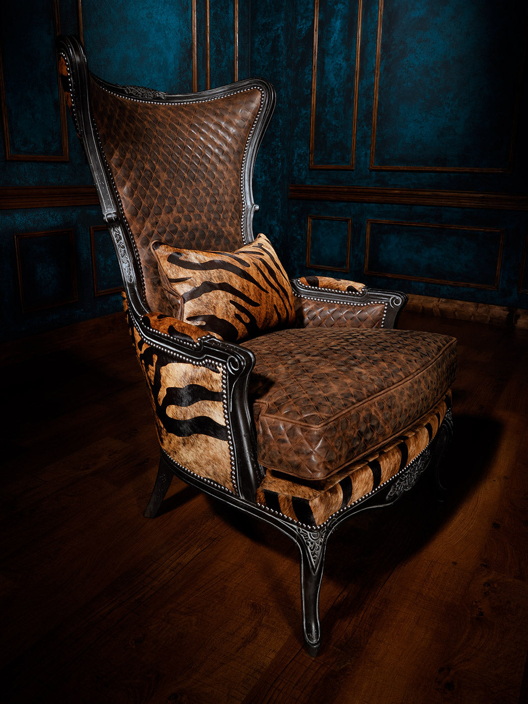 leather/fabric accent chair with tiger stripe design