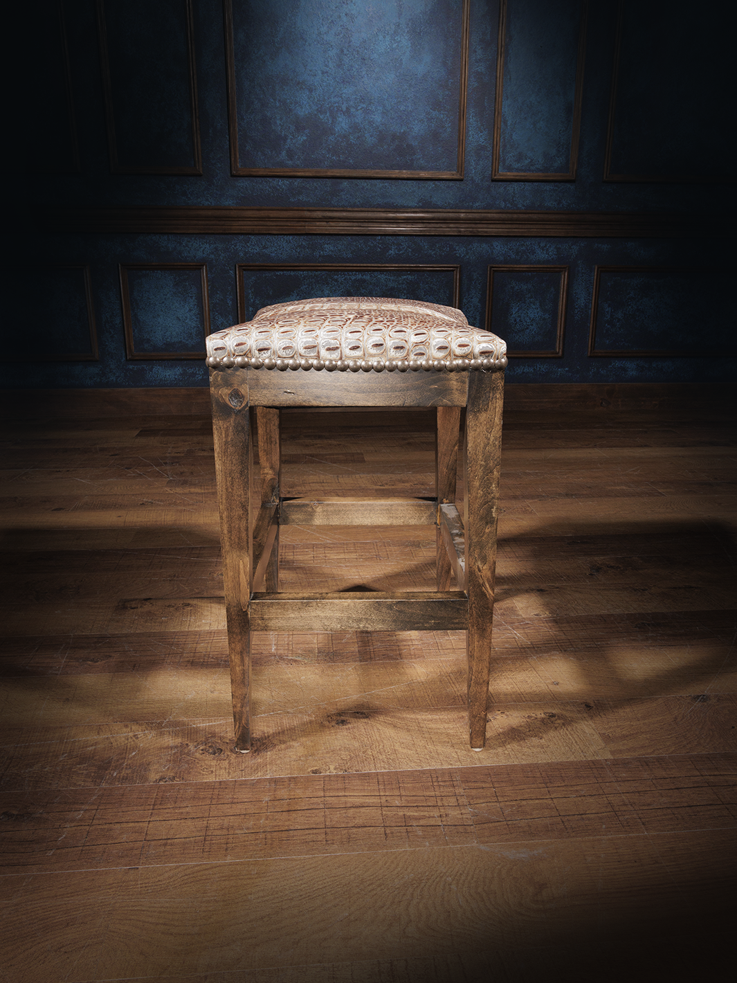 Nero Crocodile Leather Saddle Stool