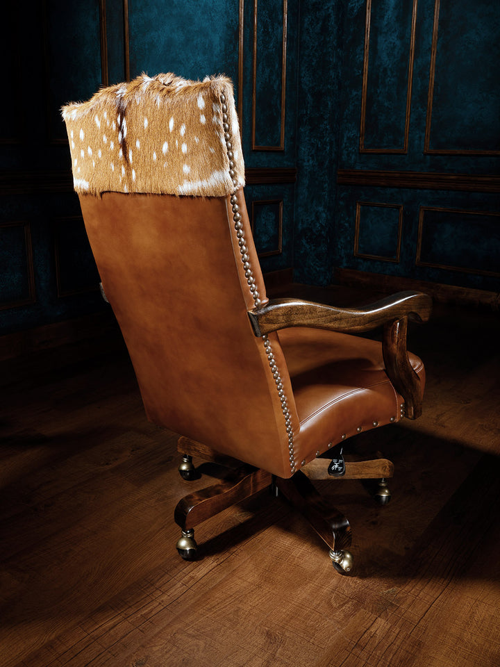 Lodge In The Woods Desk Chair