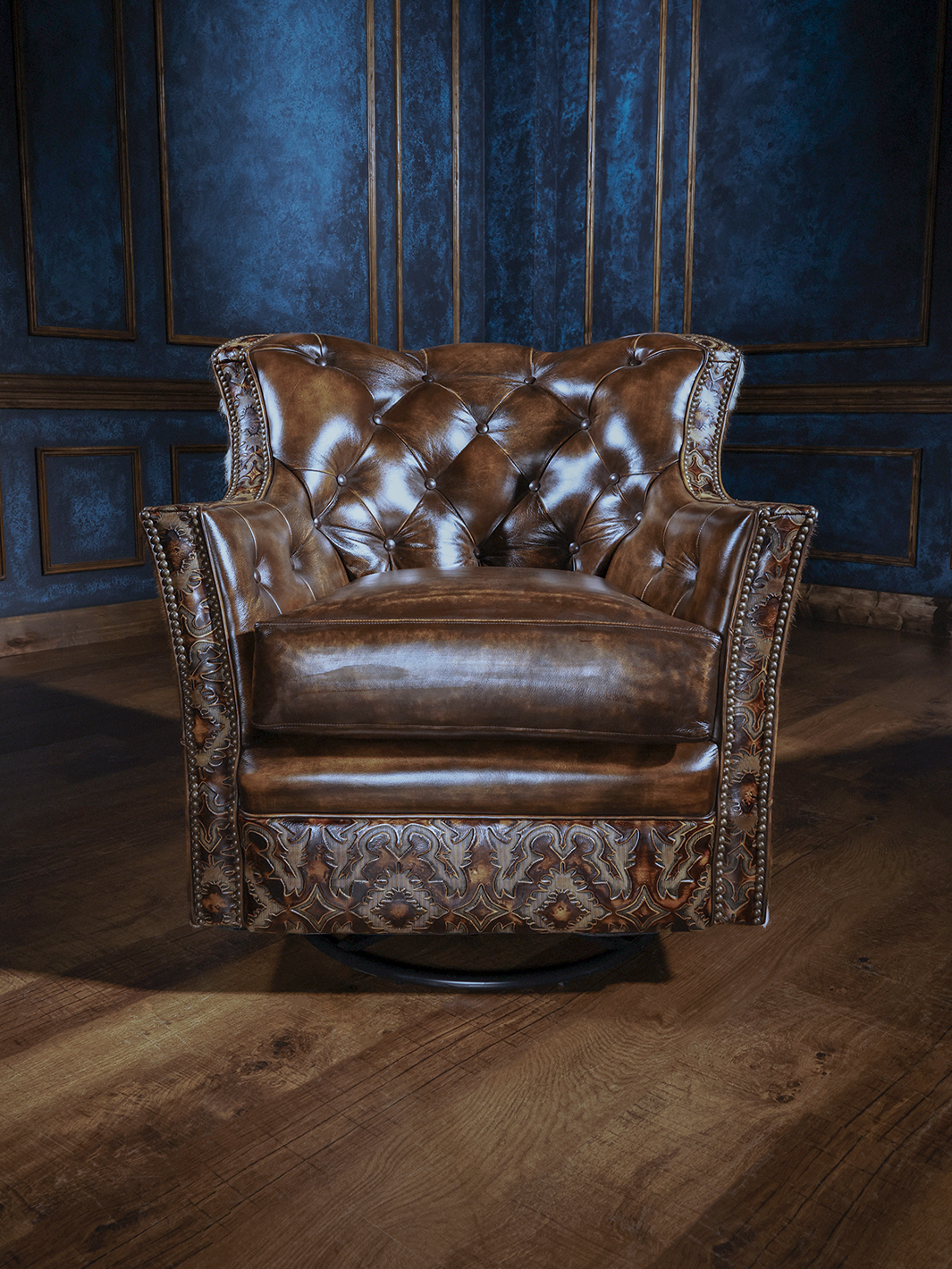 Rustic Ranch Leather Swivel Chair