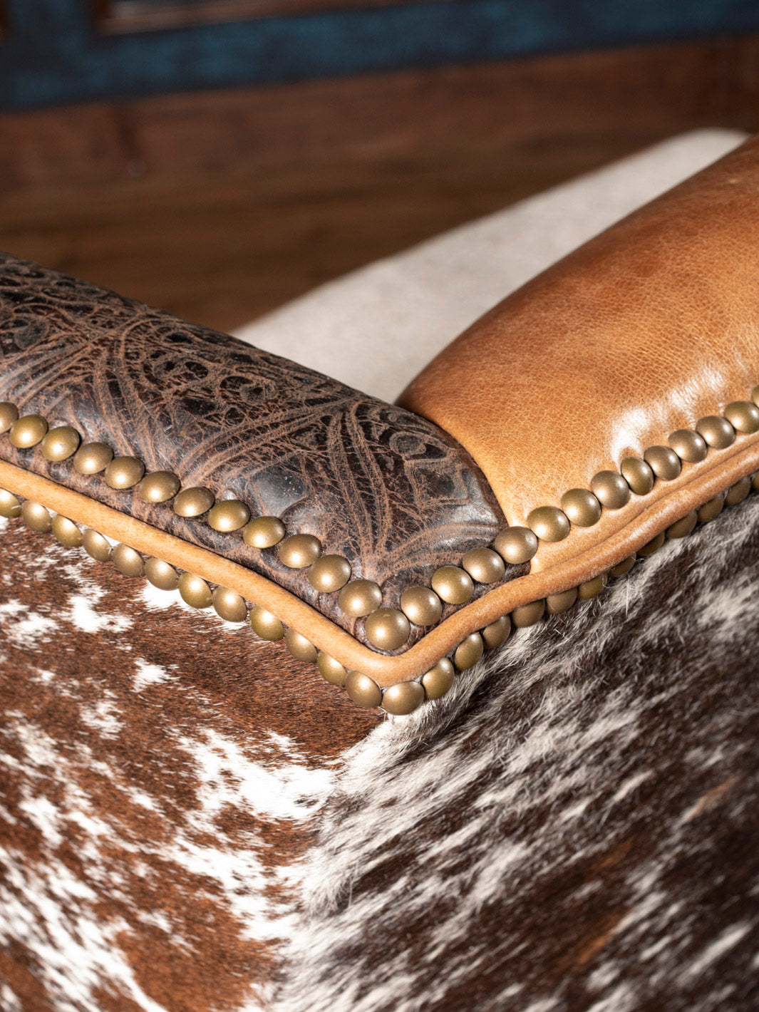 Cocoa Sahara Leather Settee