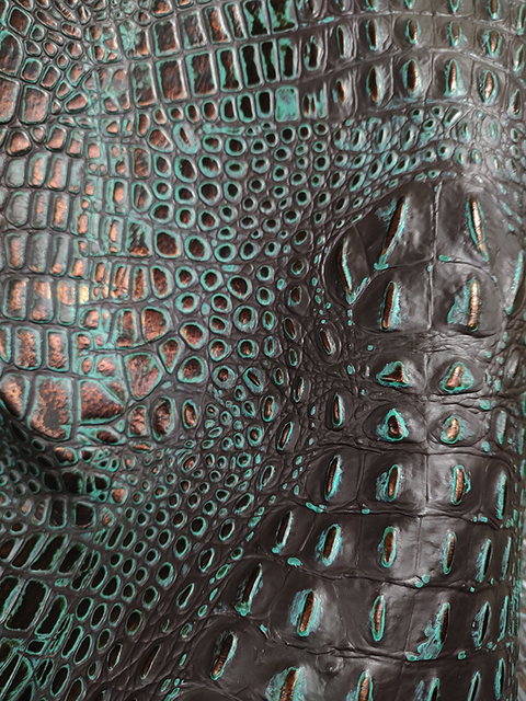 Crocodile LAGOON BRONZE material sample
