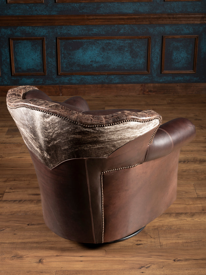 Diamond Stitch Leather Puma Swivel Chair