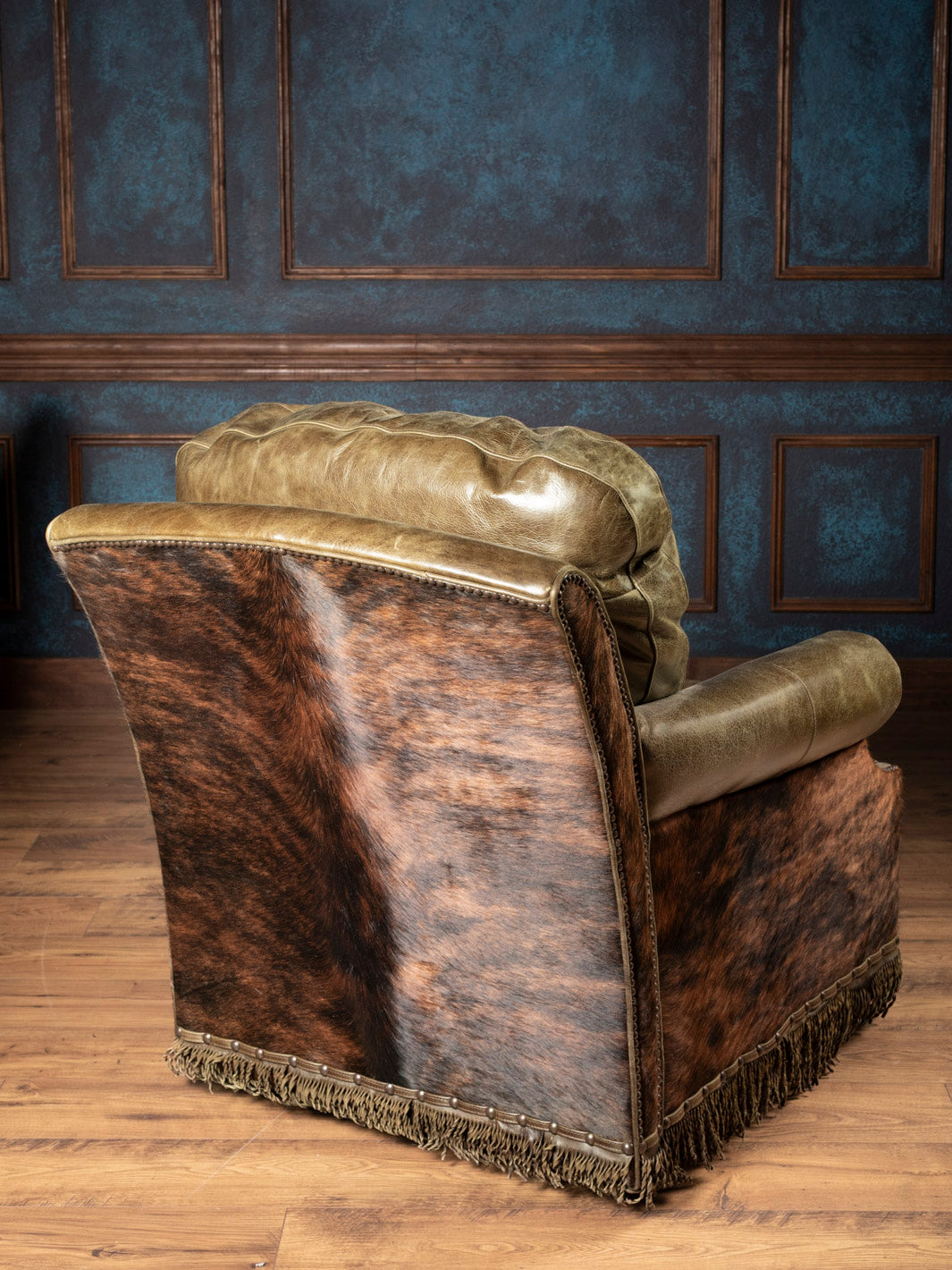 Pine Ridge Architect Leather Swivel Chair