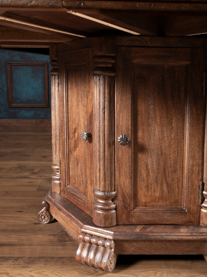 Grand Saloon Leather Poker Table