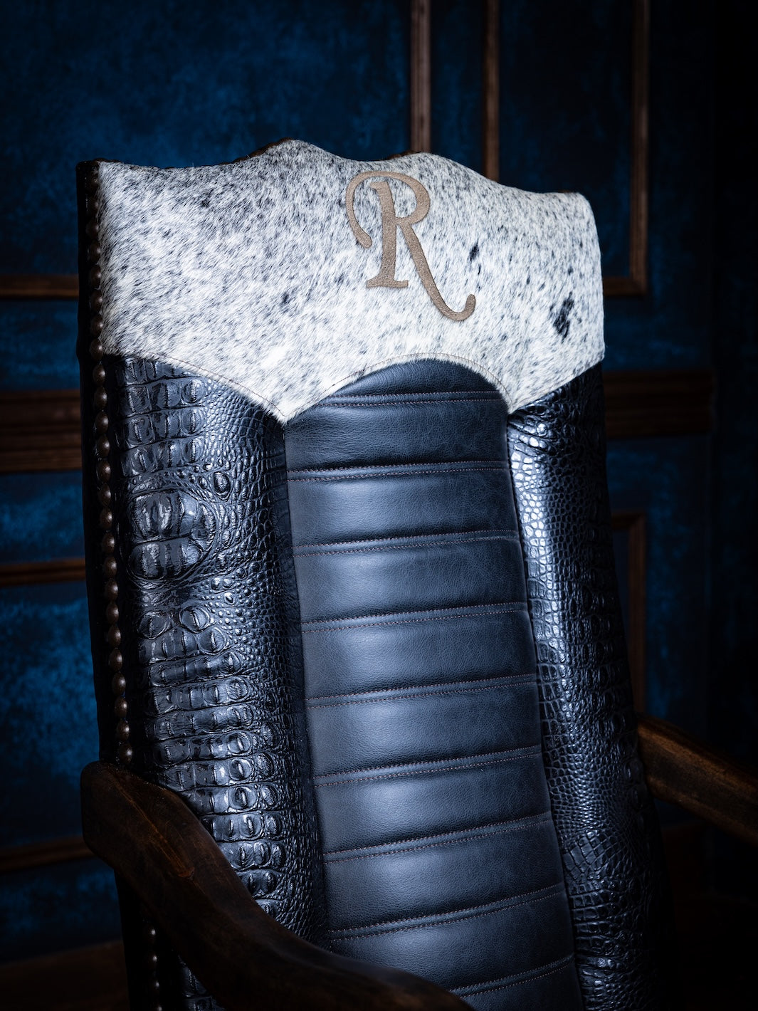 Crocodile Ridge R-Brand Leather Desk Chair