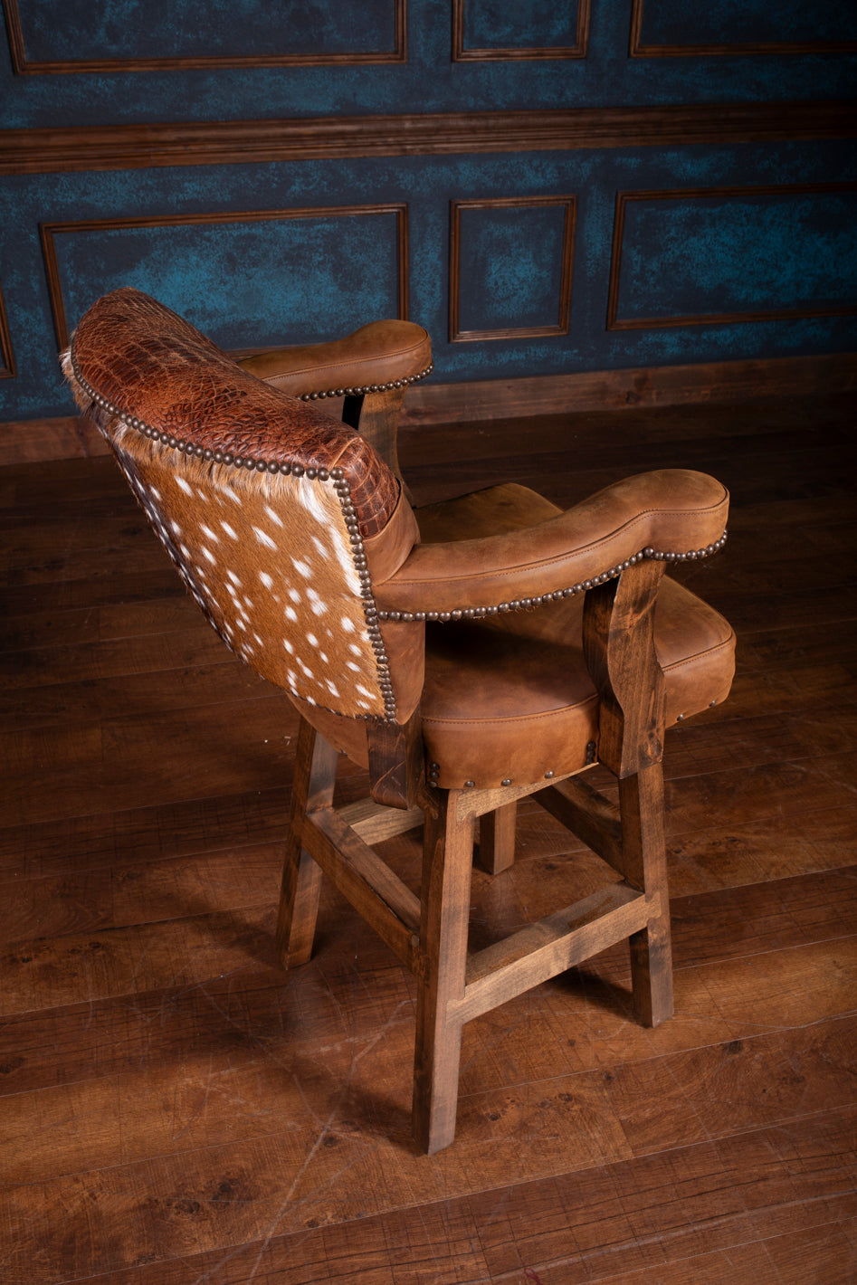 Preserve Sycamore Leather Axis Bar Stool – Runyon's Fine Furniture