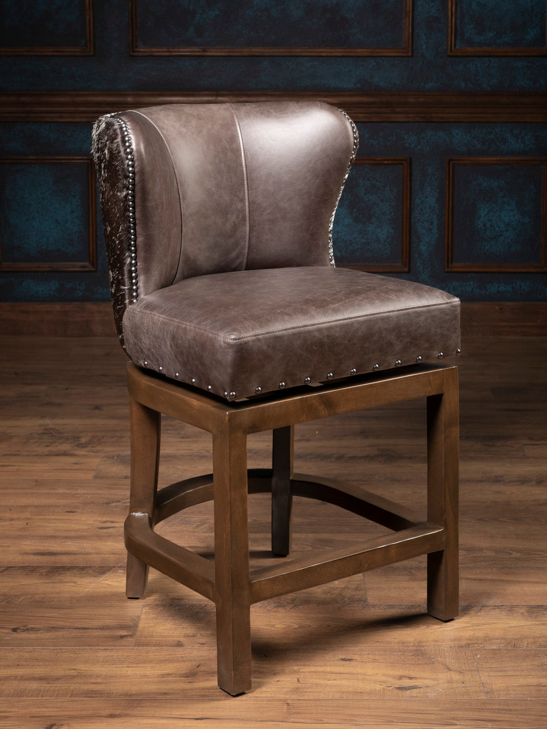Speckled Saddleback Leather Bar Stool