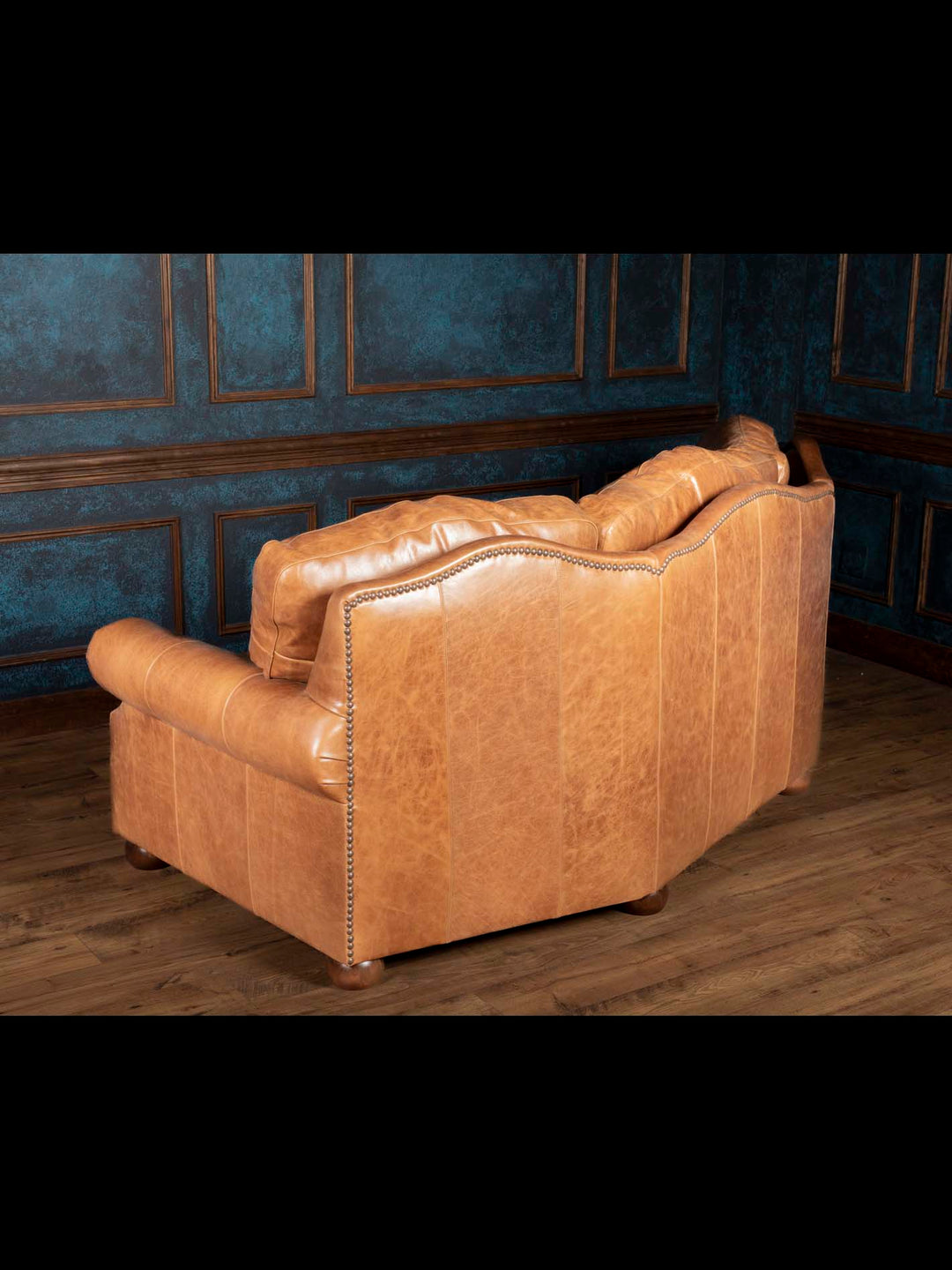 Cambridge Sycamore Leather Curved Sofa
