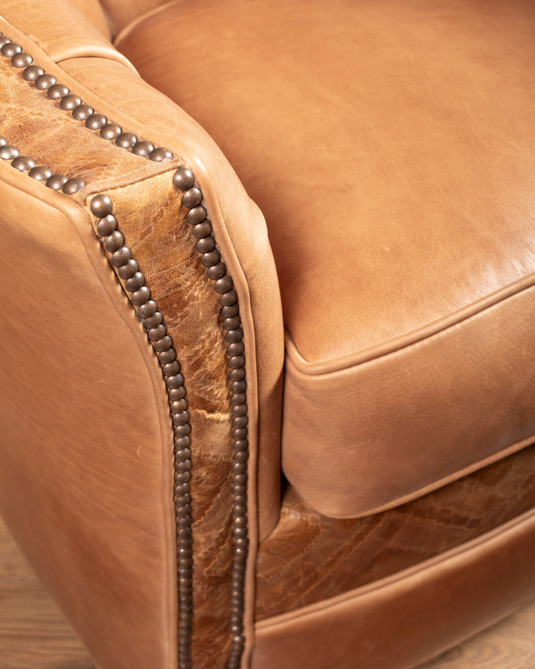 Cheyenne Sierra Leather Swivel Chair
