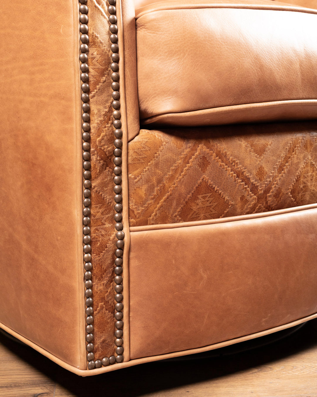 Cheyenne Sierra Leather Swivel Chair