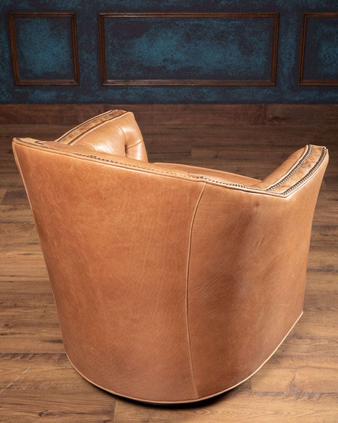 Cheyenne Sierra Leather Swivel Chair