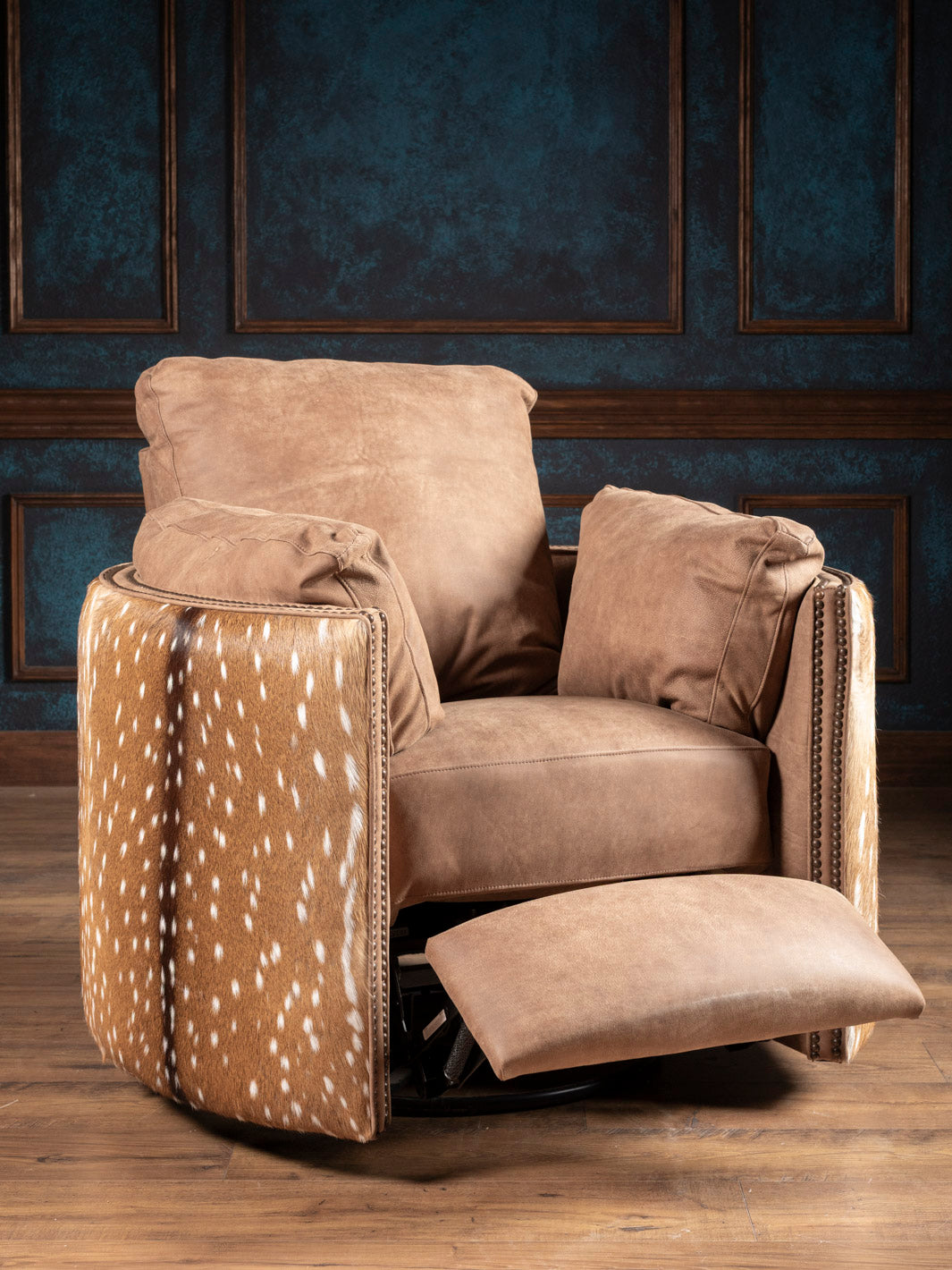 Springfield Axis Leather Snug Swivel Recliner