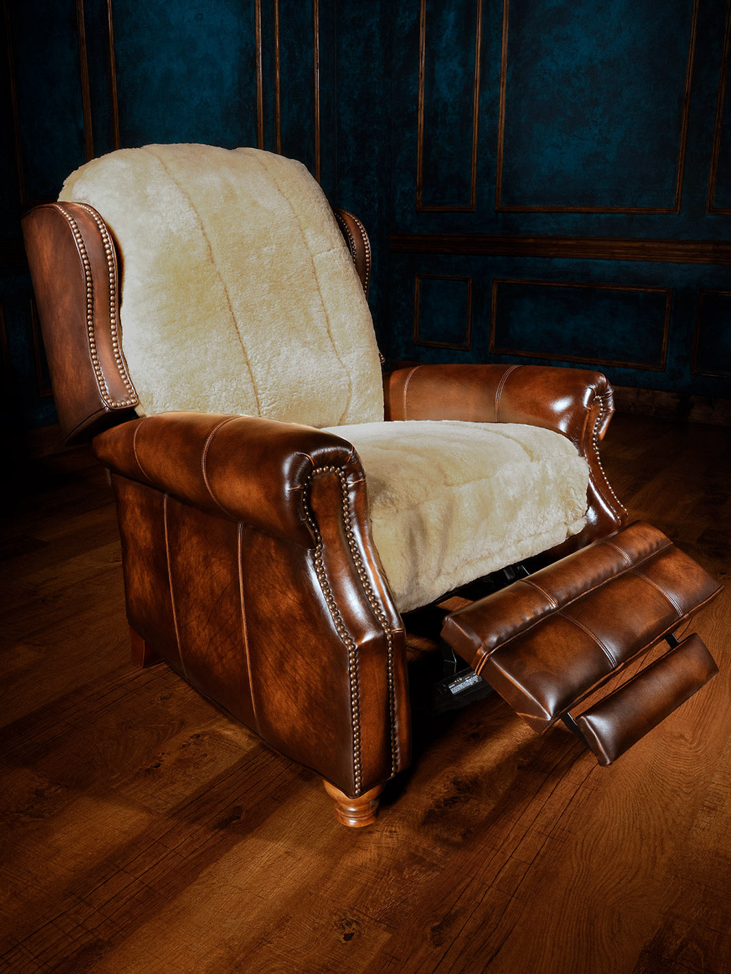 Dillinger Western Shearling & Leather Recliner