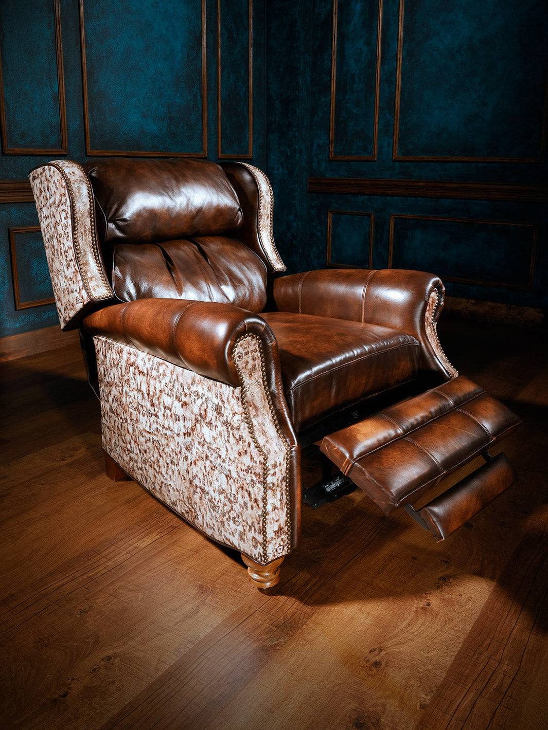 Lucky Strike Western Leather Recliner