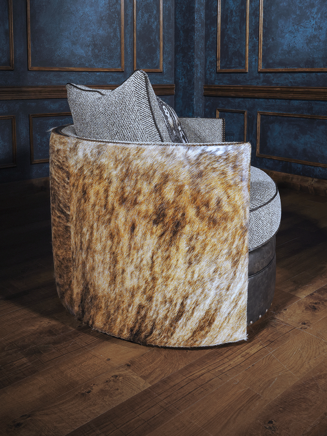 Swivel chair crushed velvet hotsell